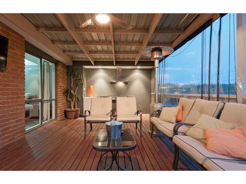 23 Nambour Drive, Mooroolbark VIC 3138