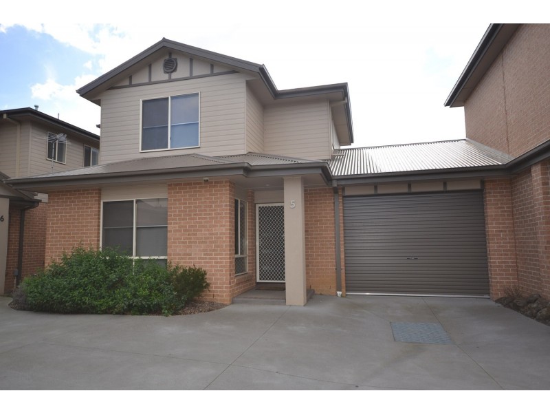 5/15-17 Manchester Road, Mooroolbark VIC 3138