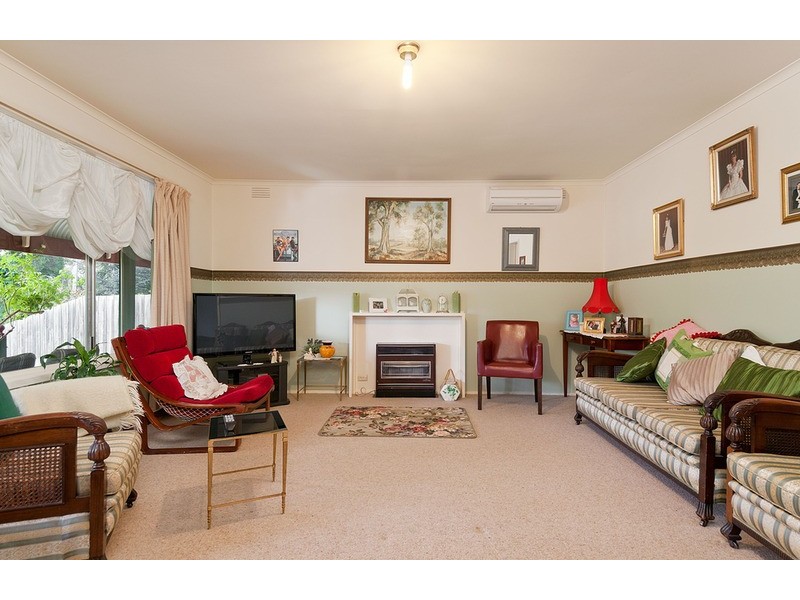 34 Balcombe Avenue, Mooroolbark VIC 3138