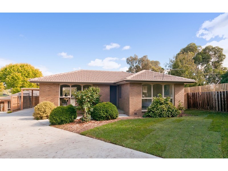1/1 Elaine Court, Mooroolbark VIC 3138