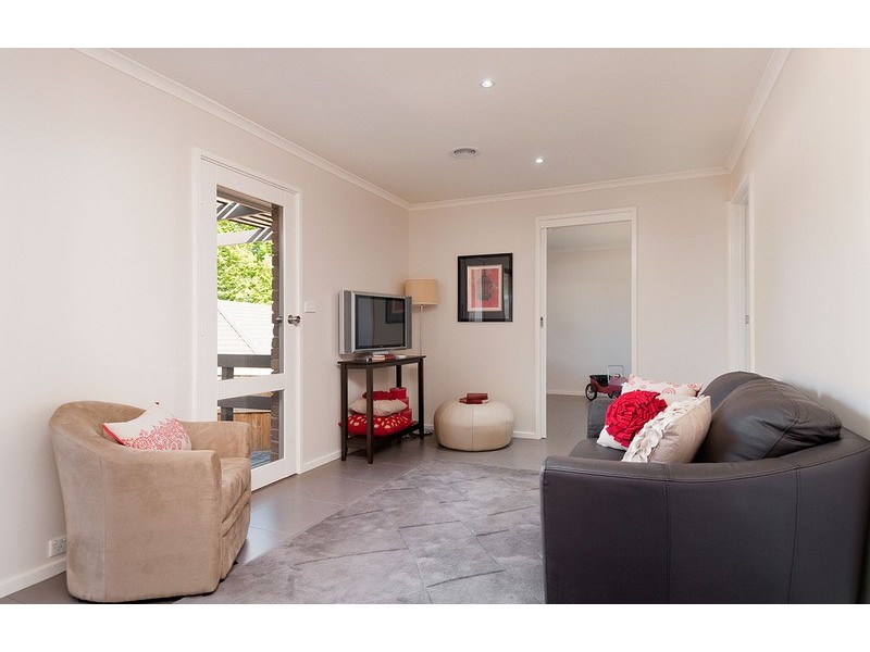 1/1 Elaine Court, Mooroolbark VIC 3138