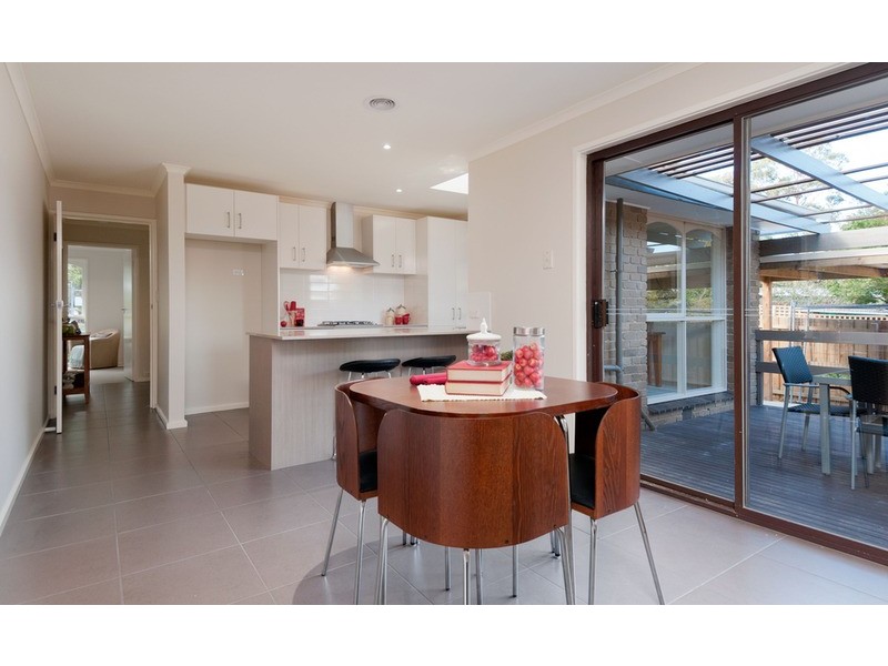 1/1 Elaine Court, Mooroolbark VIC 3138