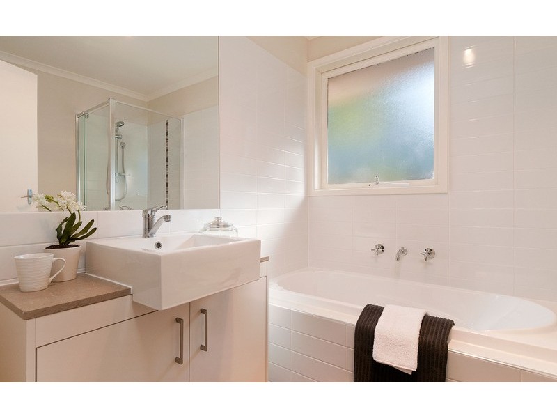 1/1 Elaine Court, Mooroolbark VIC 3138