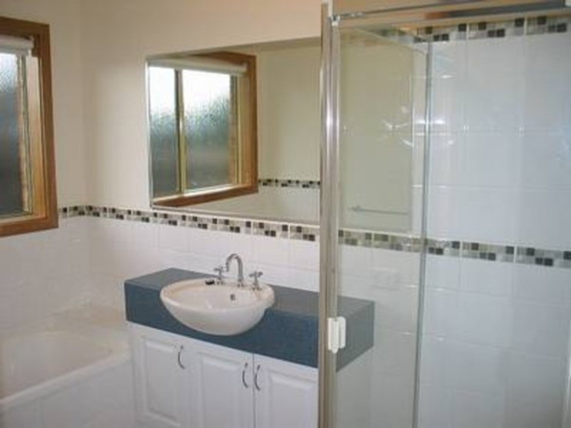 2/129 Cambridge Road, Mooroolbark VIC 3138