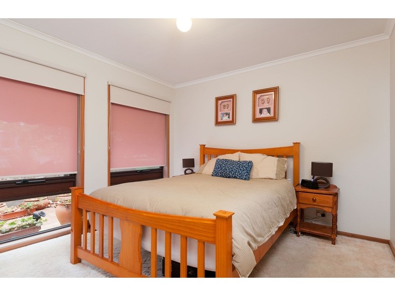 11 Summerhill Park Drive, Mooroolbark VIC 3138