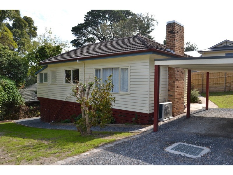 43 Canterbury  Road, Montrose VIC 3765