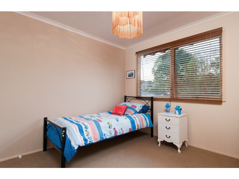 10 Eastwood Crescent, Mooroolbark VIC 3138
