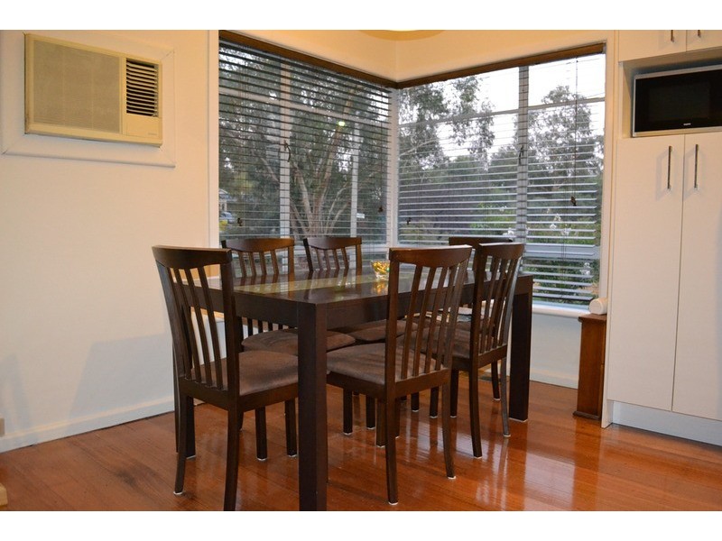 194 Lincoln Road, Croydon VIC 3136