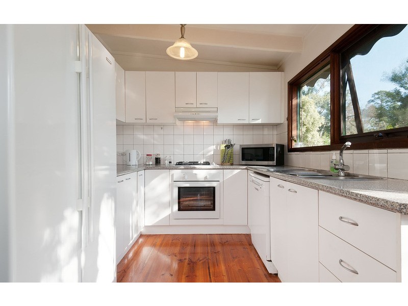 65 Commercial Road, Mount Evelyn VIC 3796