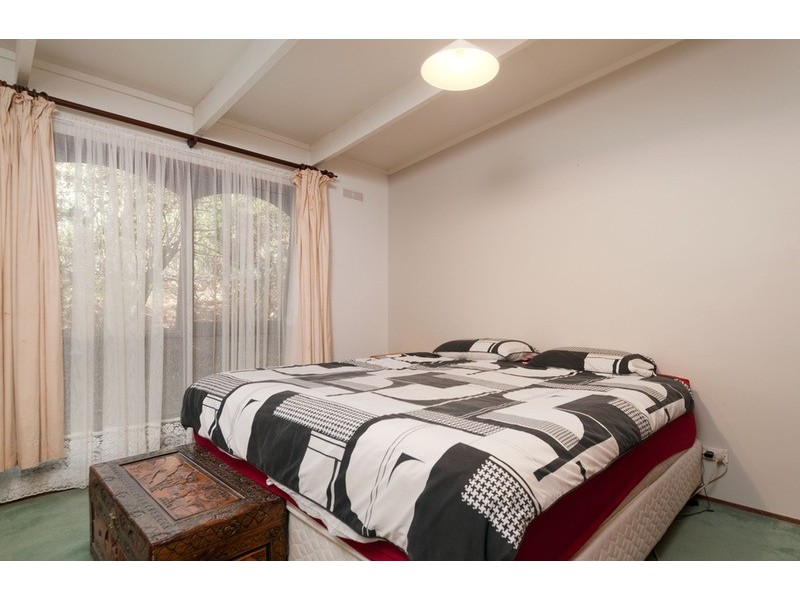 65 Commercial Road, Mount Evelyn VIC 3796