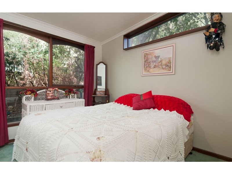 65 Commercial Road, Mount Evelyn VIC 3796