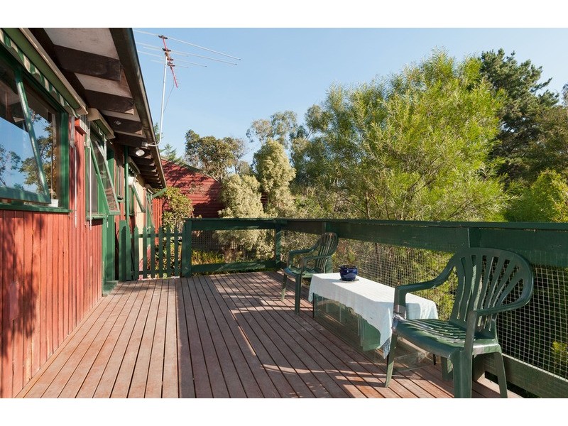 65 Commercial Road, Mount Evelyn VIC 3796