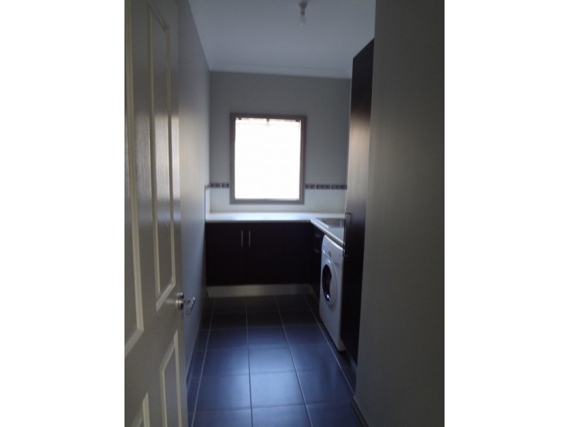 12a Dryden Concourse Court, Mooroolbark VIC 3138