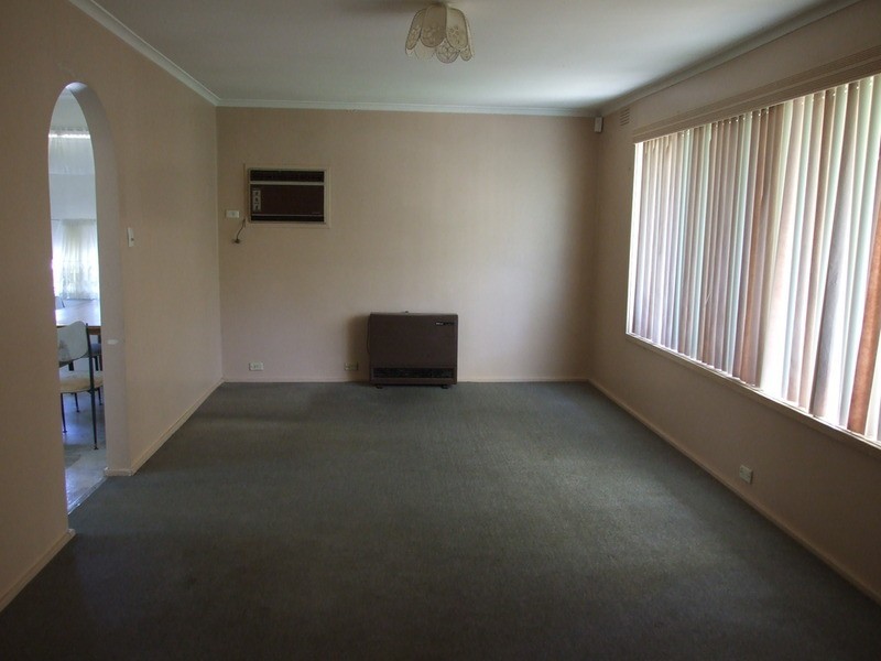 35 Croydondale Drive, Mooroolbark VIC 3138