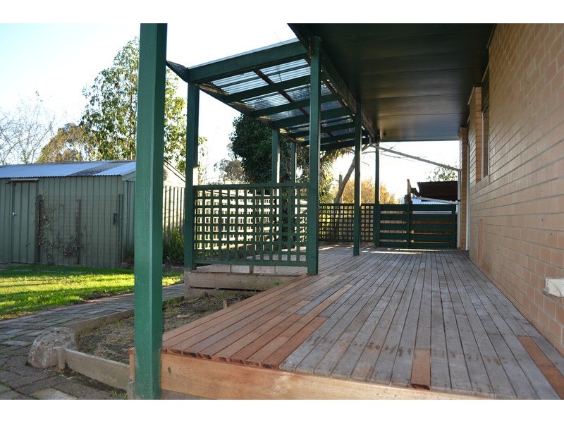 21 Krowera Street, Mooroolbark VIC 3138