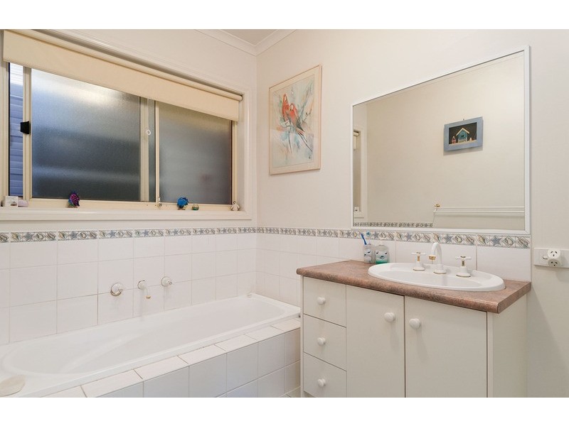 8 Rory  Court, Lilydale VIC 3140