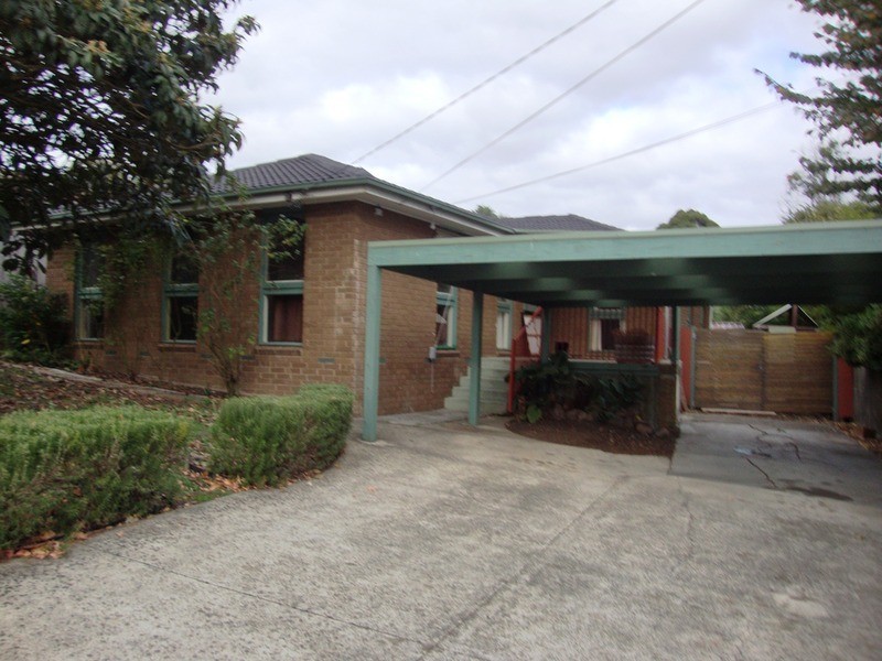 5 Chirnside Drive, Chirnside Park VIC 3116