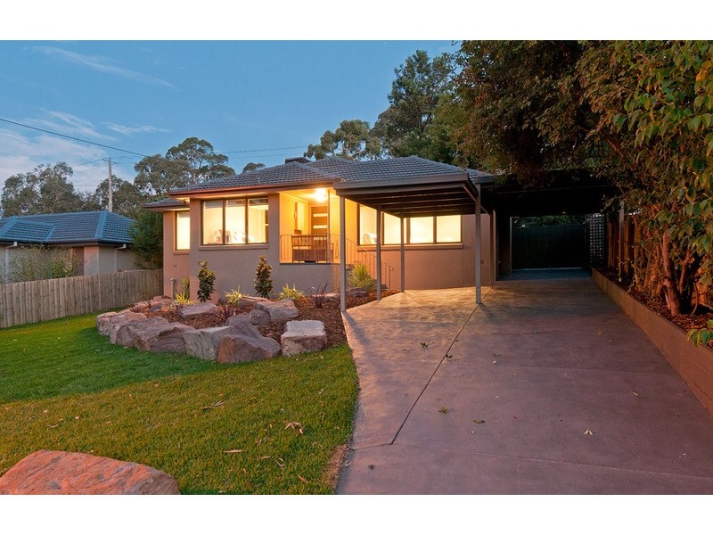 13 Glen Dhu Road, Kilsyth VIC 3137