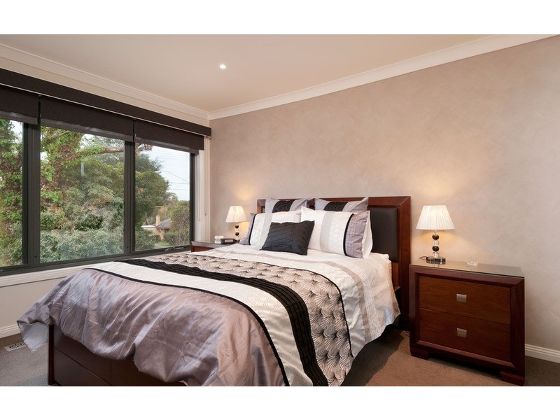 13 Glen Dhu Road, Kilsyth VIC 3137