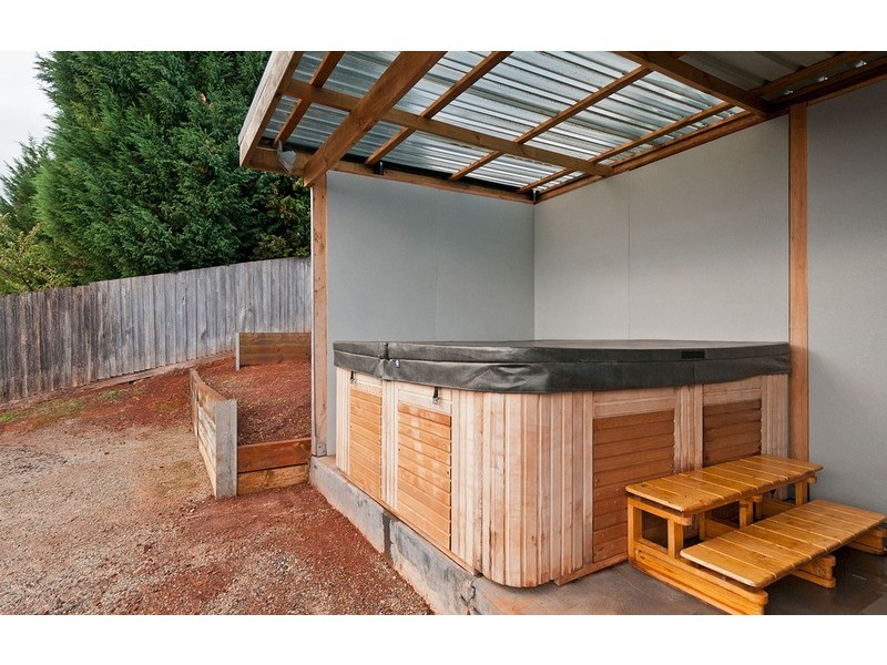 13 Drummerhill Avenue, Mooroolbark VIC 3138