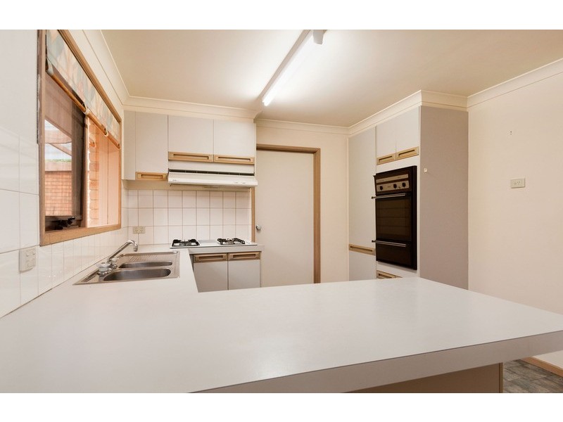 23 Blaxland Court, Mooroolbark VIC 3138