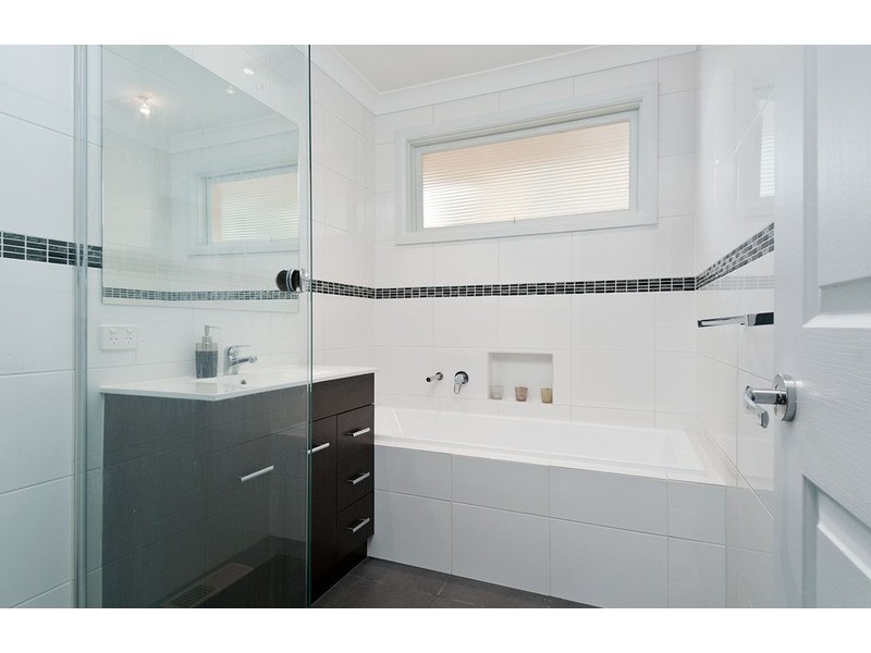 39 Lee Ann Crescent, Croydon VIC 3136