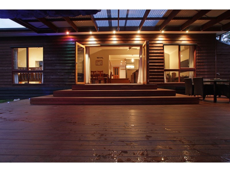 18 Imperial Avenue, Wandin North VIC 3139