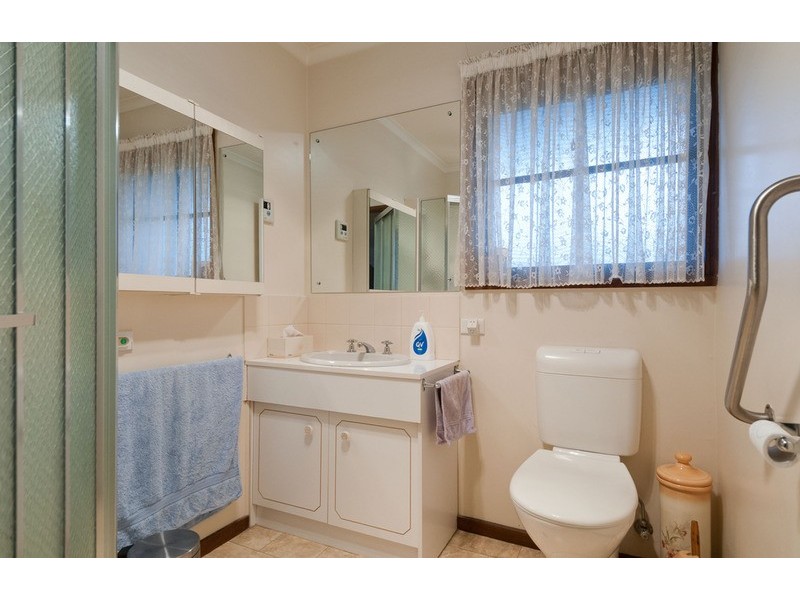 95 Greeves Drive, Kilsyth VIC 3137