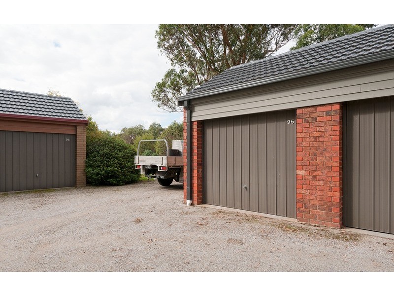 95 Greeves Drive, Kilsyth VIC 3137