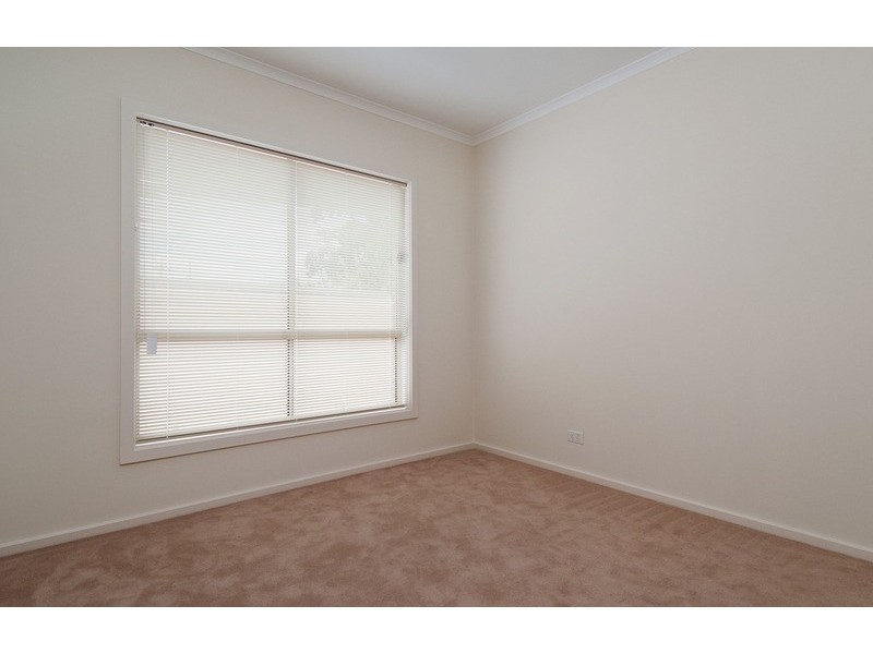 3/42 Zina Grove, Mooroolbark VIC 3138