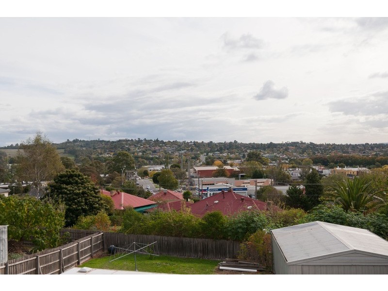 16 Deschamps Avenue, Lilydale VIC 3140