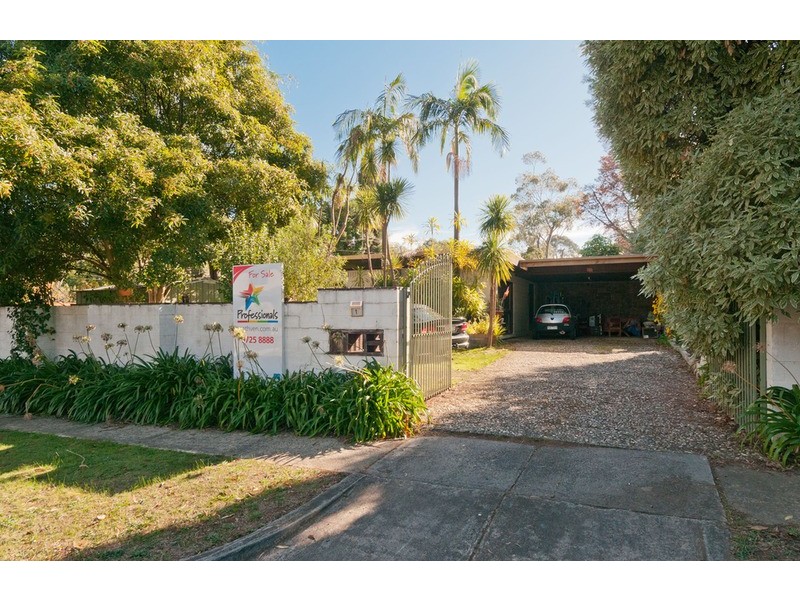 1 Carlyle Street, Croydon VIC 3136
