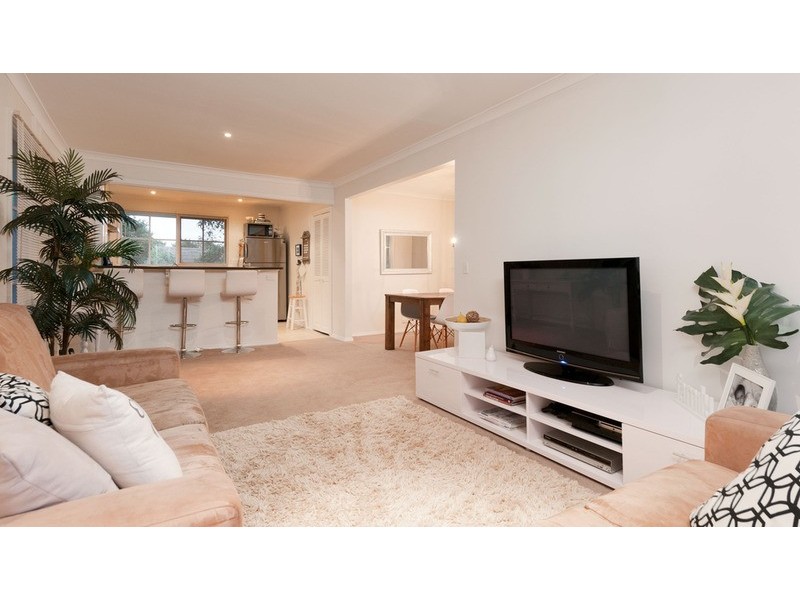 4 Buckmaster  Drive, Mount Evelyn VIC 3796