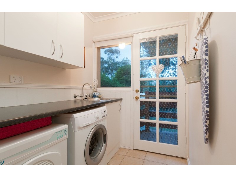 4 Buckmaster  Drive, Mount Evelyn VIC 3796