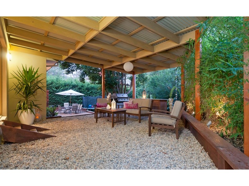 4 Buckmaster  Drive, Mount Evelyn VIC 3796