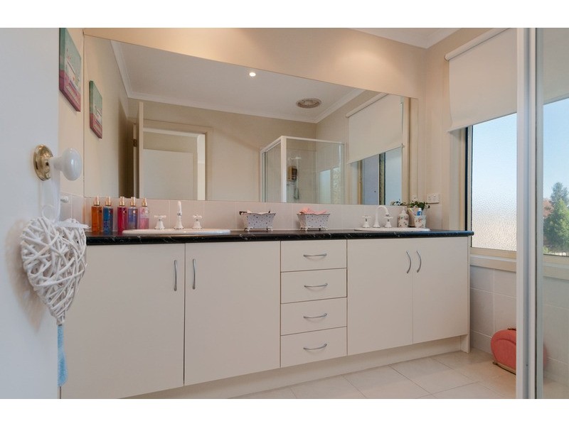 3/7 Elamo Road, Healesville VIC 3777