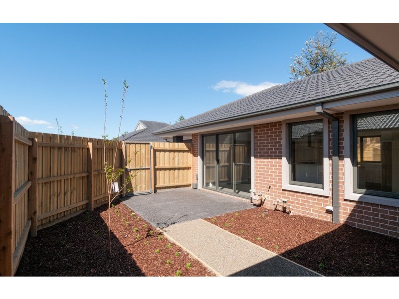 5/75 Victoria  Road, Chirnside Park VIC 3116