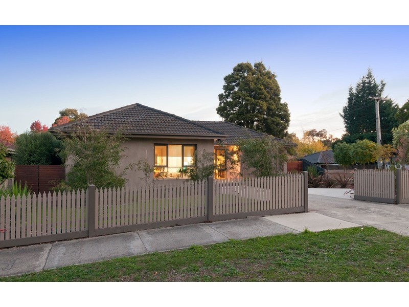 180 Lincoln  Road, Croydon VIC 3136