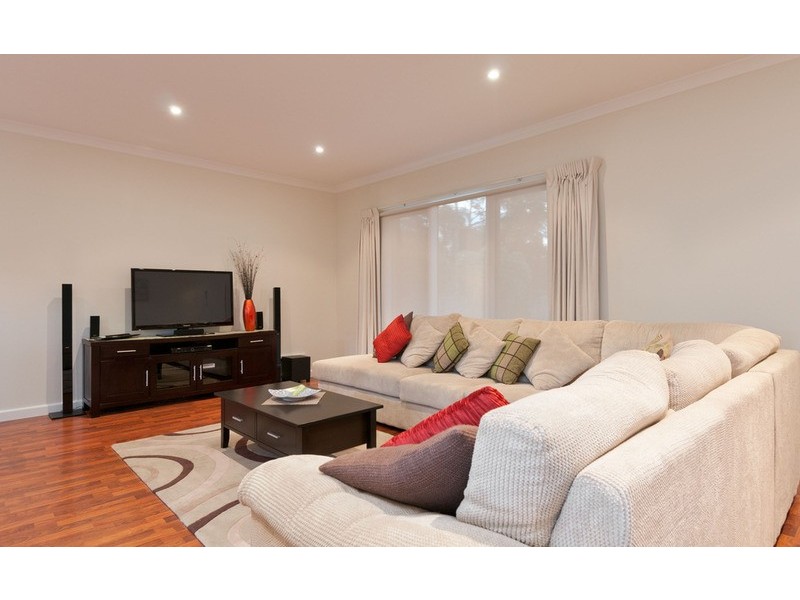 180 Lincoln  Road, Croydon VIC 3136