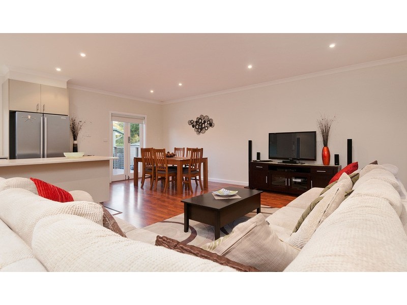 180 Lincoln  Road, Croydon VIC 3136