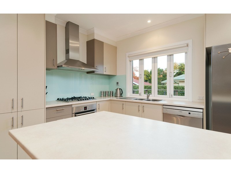 180 Lincoln  Road, Croydon VIC 3136