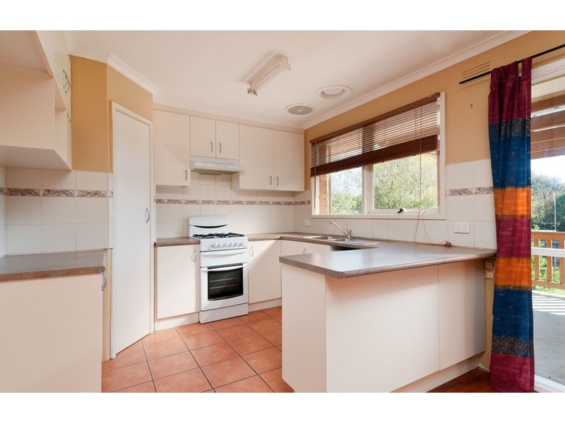 3 Wyuna Walk, Mooroolbark VIC 3138