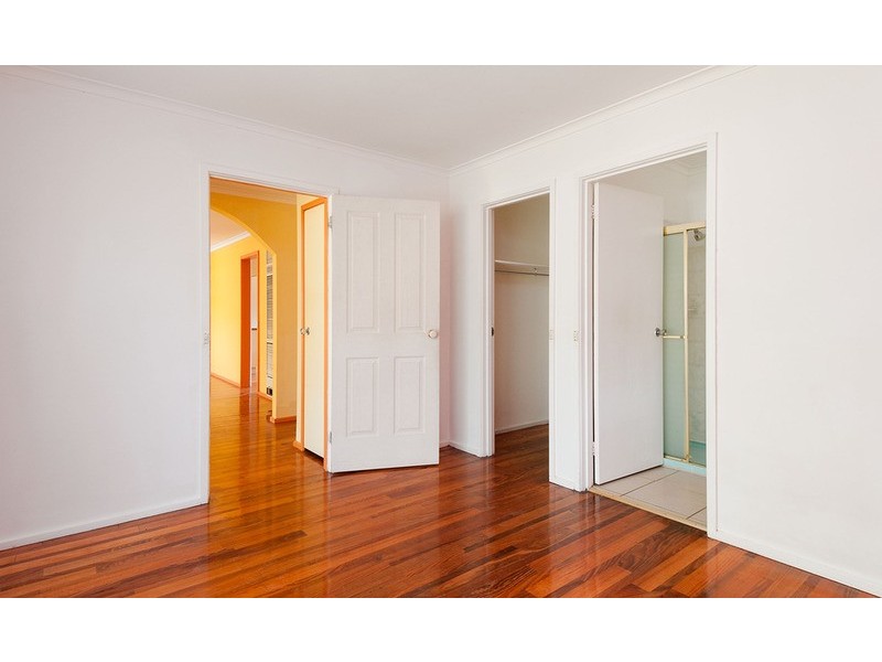 3 Wyuna Walk, Mooroolbark VIC 3138