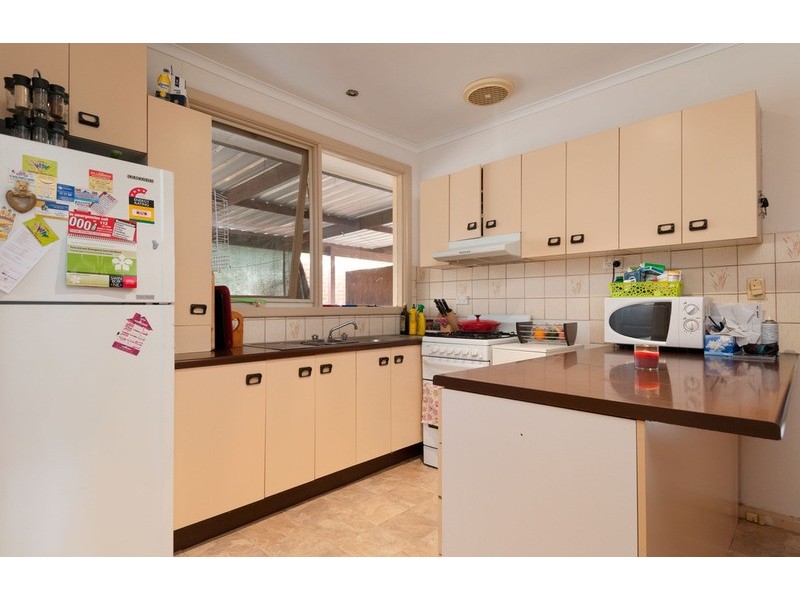8 Wordsworth Street, Mooroolbark VIC 3138