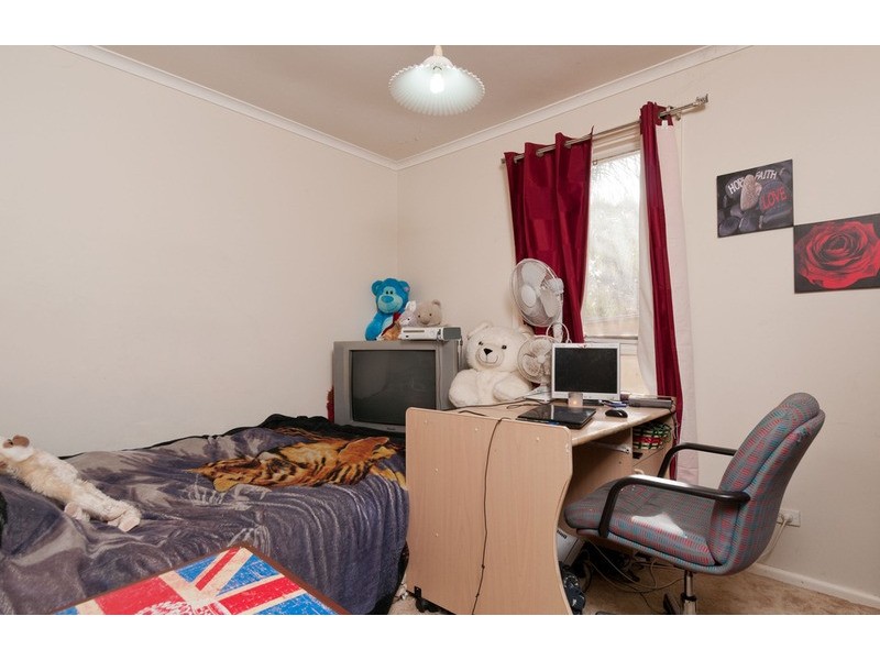 8 Wordsworth Street, Mooroolbark VIC 3138