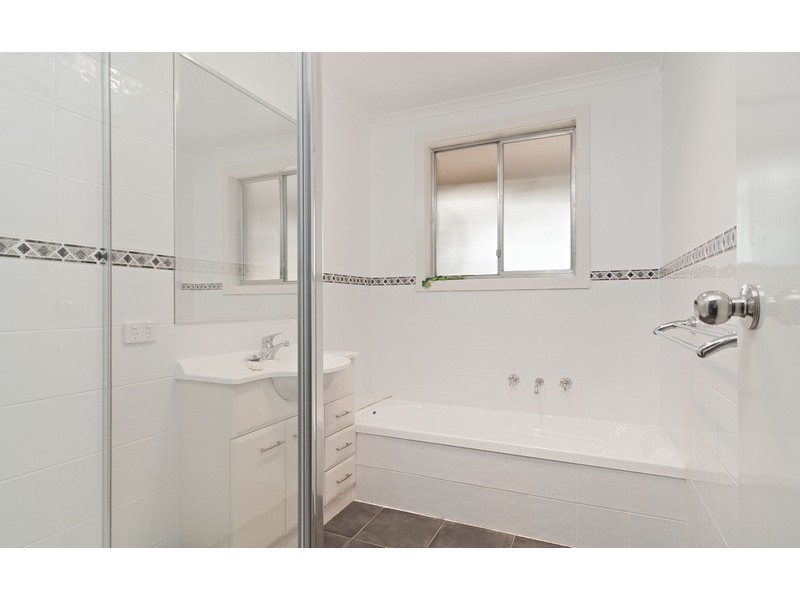 142 Hayrick Lane, Mooroolbark VIC 3138