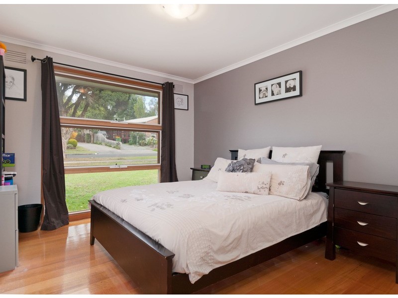 17 Bronwyn Street, Coldstream VIC 3770