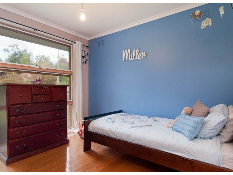 17 Bronwyn Street, Coldstream VIC 3770