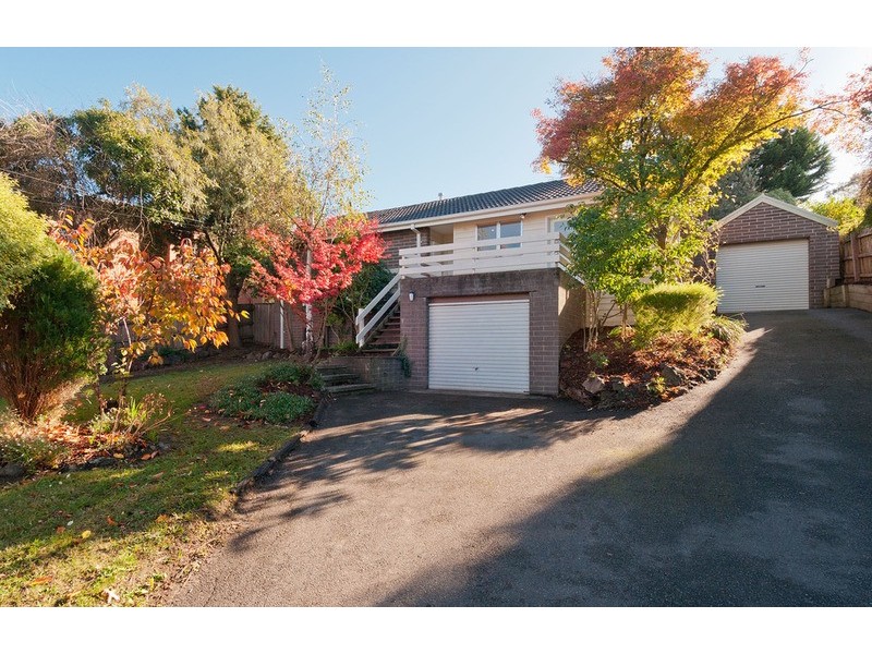 47 Winyard Drive, Mooroolbark VIC 3138