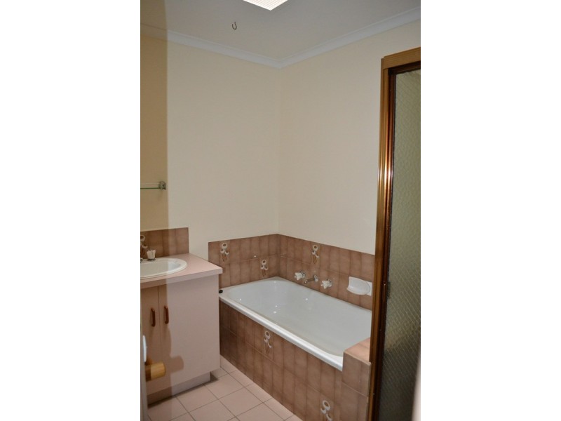 5/70 Lincoln  Road, Croydon VIC 3136